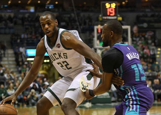 首发竞争的 首发竞争的