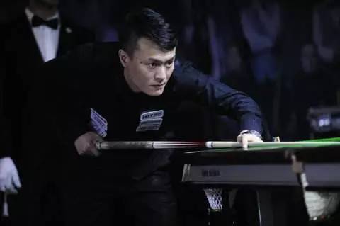 曾在其职业 曾在其职业