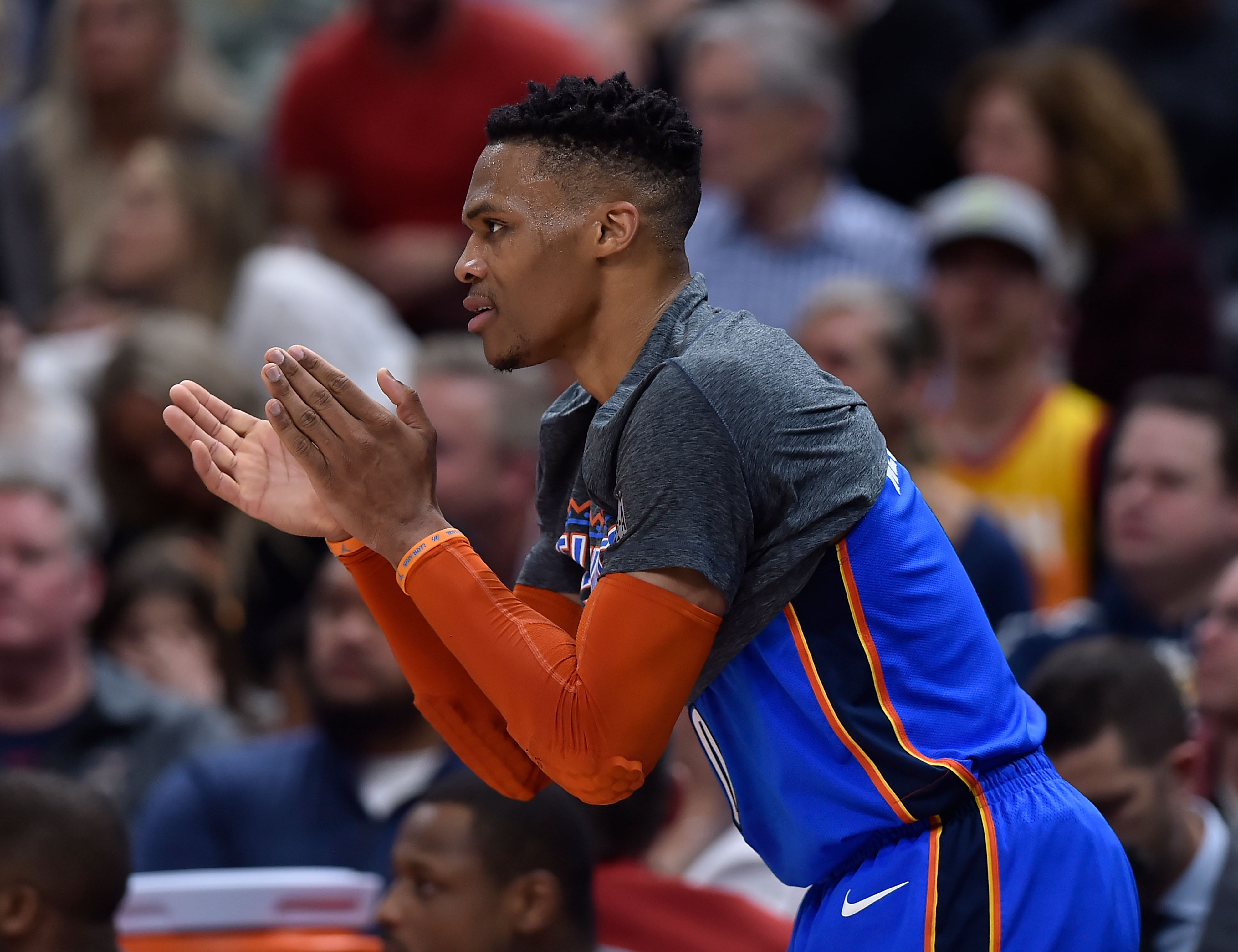 也一度撬动 也一度撬动